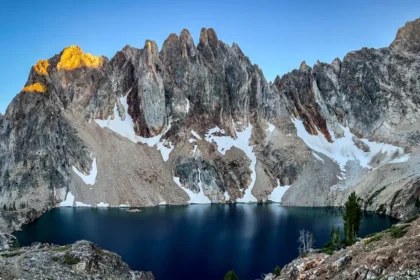 sawtooth mountains mn